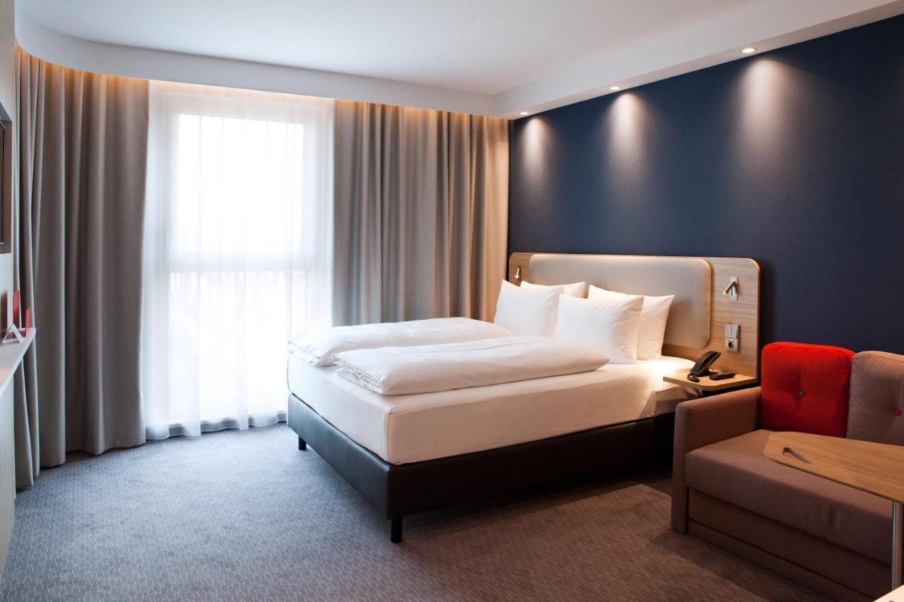Holiday Inn Express Fuerth By Ihg Exterior foto